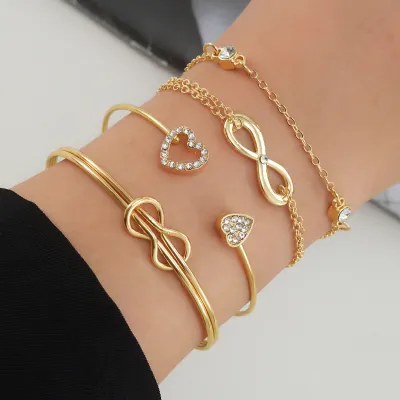 4 Pcs Vintage Crystal Heart Charm Bracelet Set 